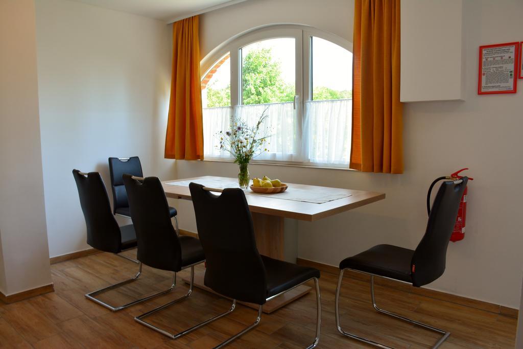 Apartamento Turisticna Kmetija Cebelji Gradic Rogašovci Habitación foto