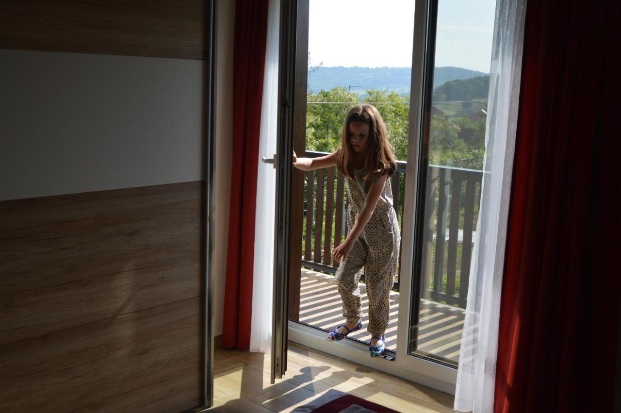 Apartamento Turisticna Kmetija Cebelji Gradic Rogašovci Exterior foto